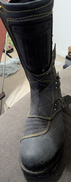 Motorcycle boots