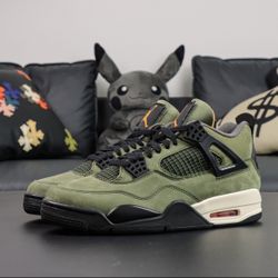 Jordan 4 Undefeated Size 11 Brand New With Box IB1519-200