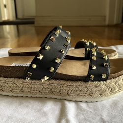 Steve Madden “JAIME” Studded Sandal NWOB SZ 6.5