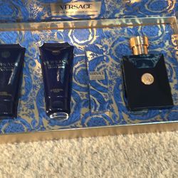 Versace Cologne 