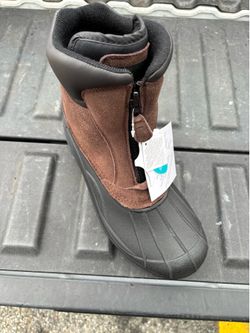 Pretty Waterproof boots size 11M