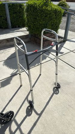 Lightweight Two‑Wheel Walker – Great Condition