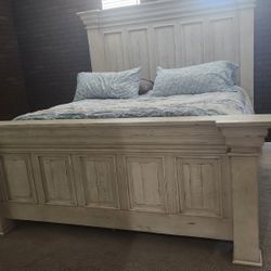 Cama Con Comoda Rustica Com Colchon