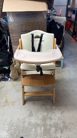 Abiie Beyond High Chair w/ extra cushion