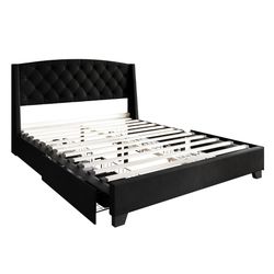 Queen size with 4 drawers 