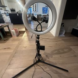 Ring Light With iPad Stand And Phone Stand 