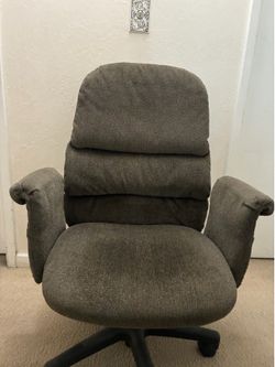 Adjustable office chair