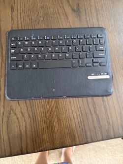 Bluetooth Wireless Keyboard with Leather Case