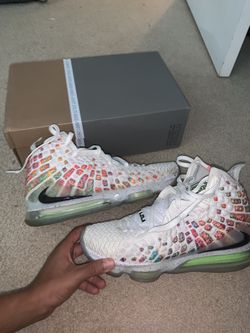 Lebron 17 Air Command