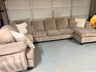Sectional couch