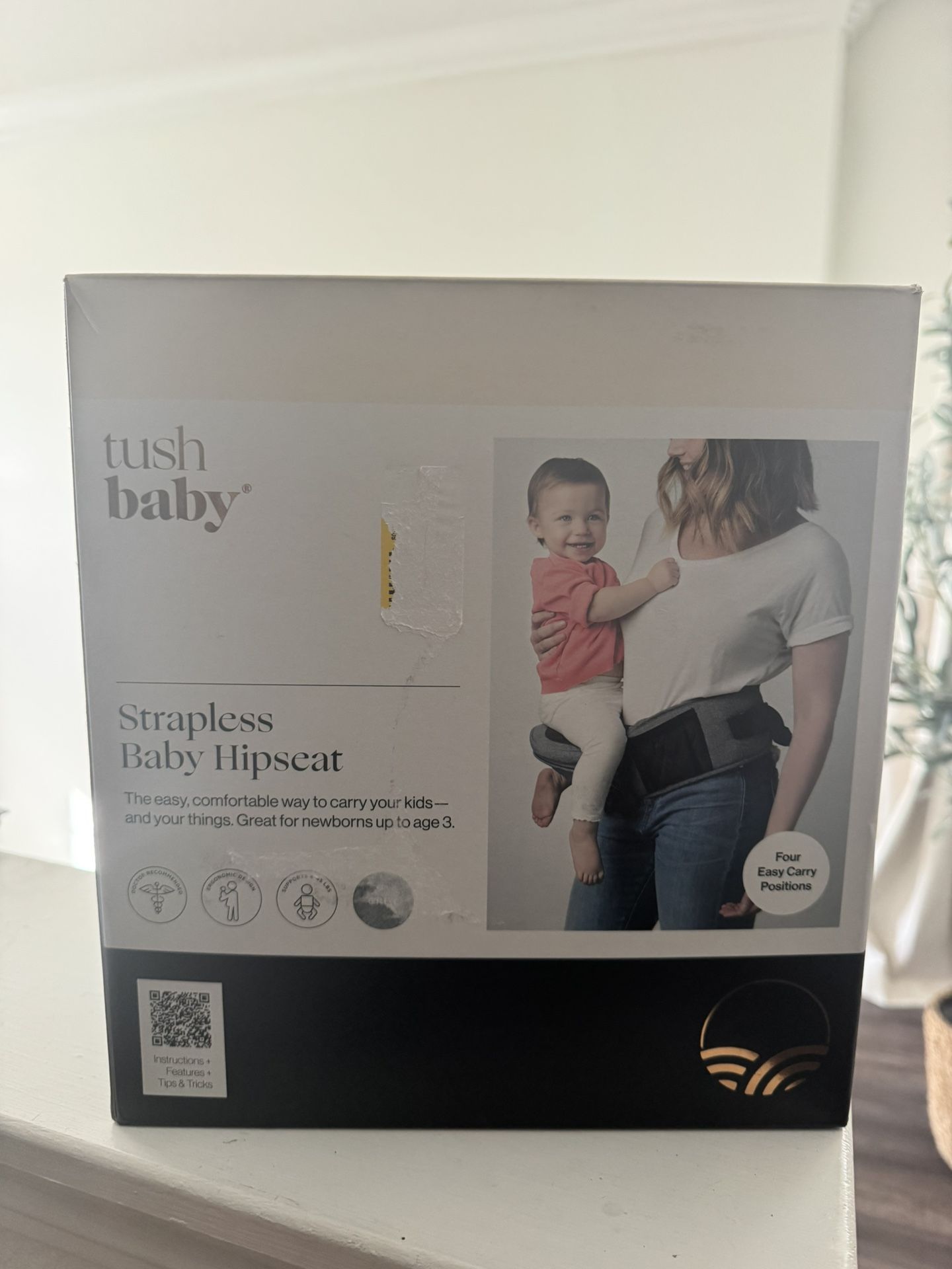 Brand New Tush Baby Hip seat 