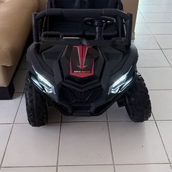 24V 2-Seater Ride On Car Truck w/4x200W, 20" Spacious Seat, 4WD/2WD Switchable, 5 Mph Max Speed, Rainbow Lights, Remote Control, Soft Start, Storage,
