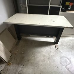 Free Garage Work Desk