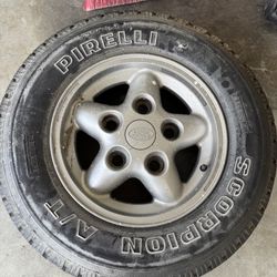 Land Rover Rim And Tire