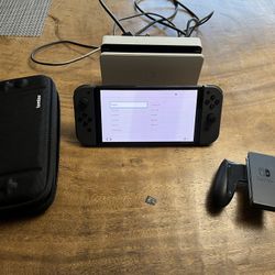 Nintendo Switch OLED Bundle With Gray JoyCons And Extras!