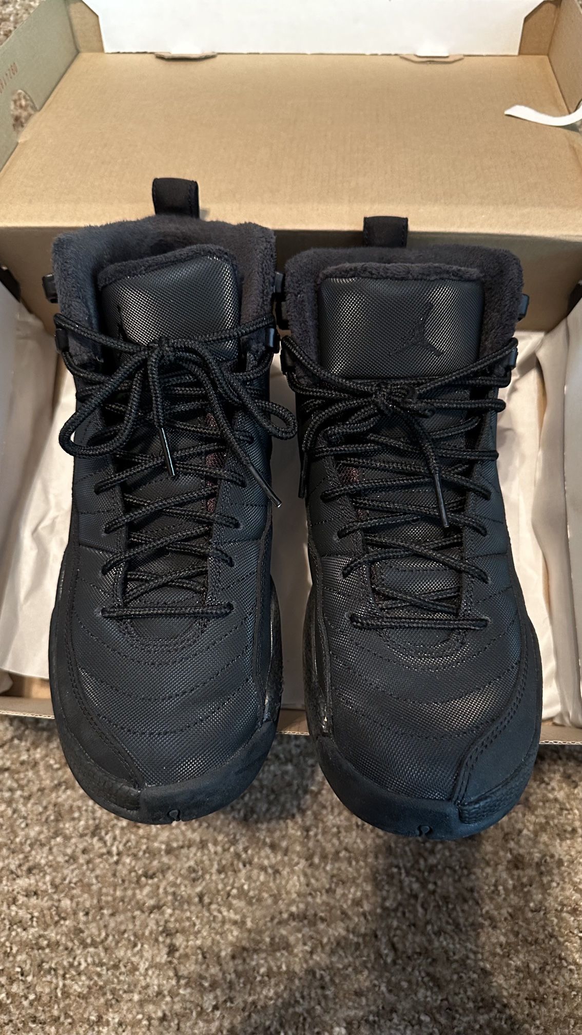 AIR JORDAN 12 RETRO WNTR (GS) 5.5 Youth