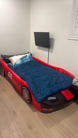 Car Bed Twin Size- Good Condition