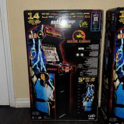 Arcade1Up Mortal Kombat II Deluxe Arcade Machine