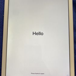 iPad 5th Generation 128 GB, Model A1822. Excellent Condition! Like New!