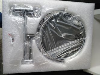Mirror for makeup with 7 x magnifying make up