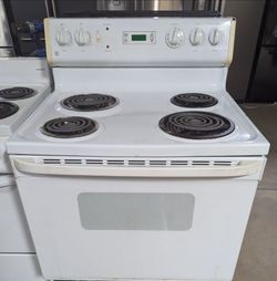 GE Coil Top Stove