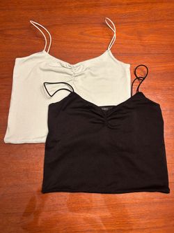 Forever 21 Black & Mint Green Ruched V-Neck Cami Tops Size M (runs small)