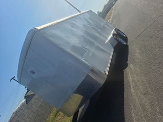 16 ft Enclosed Trailer traila