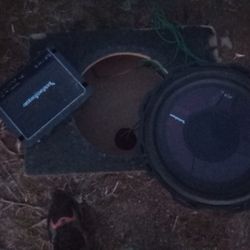 800w Rockford Fosgate 12in Sub And 800w Amp