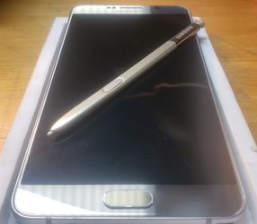 ☆ THE SAMSUNG GOLD EDITION NOTE 5 INTERNATIONALLY UNLOCKED BRAND NEW !!