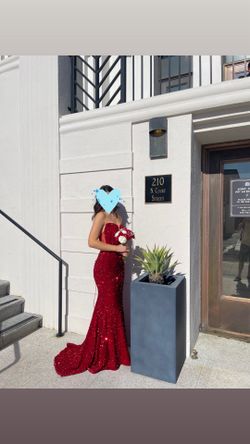 Red prom dress