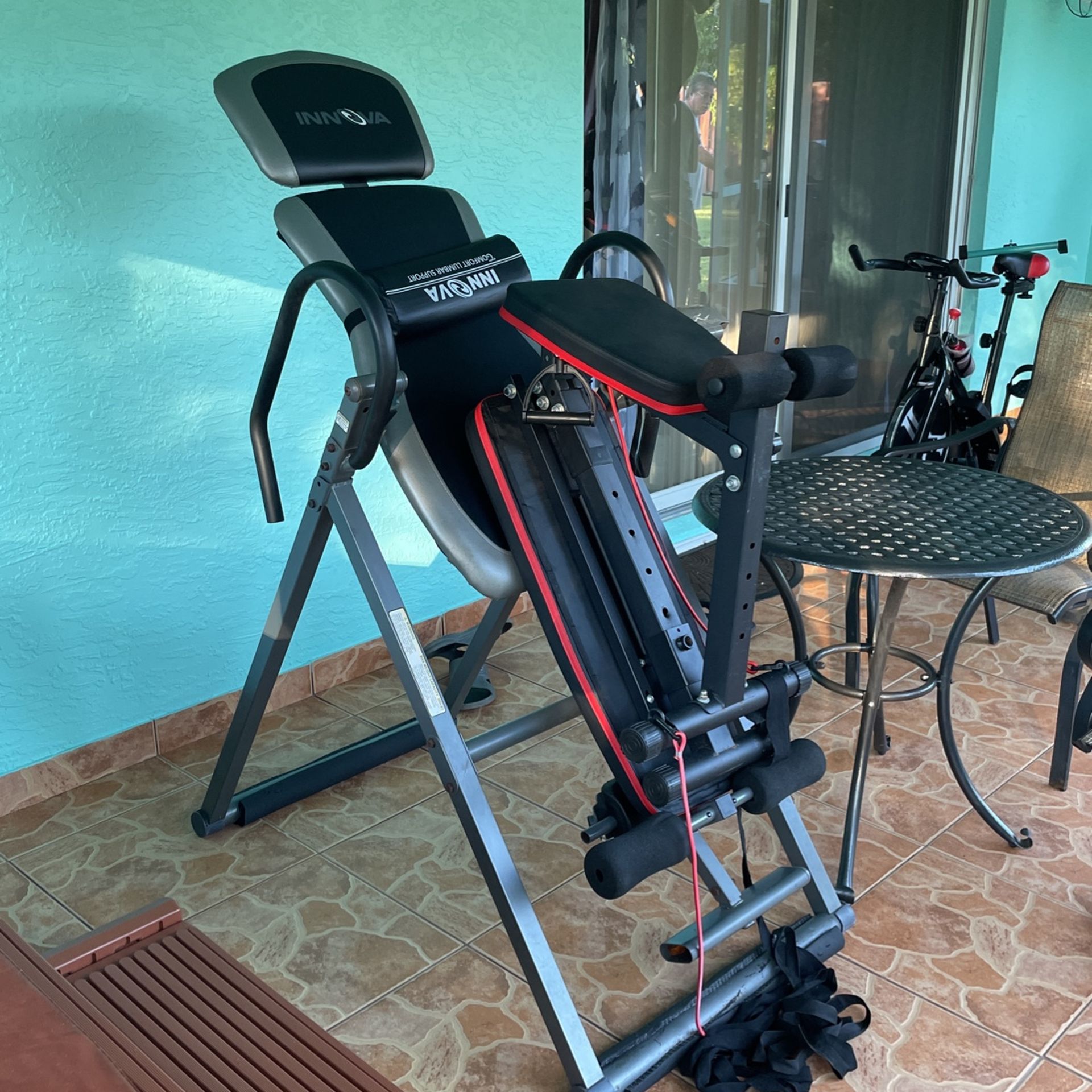 Home Workout Equipment (shoot Me An Offer) If Interested 