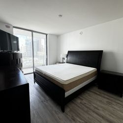 King size Bedroom Set