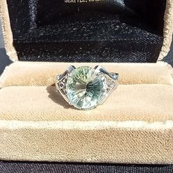 Green Amethyst And White Gold Ring 
