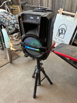 AEK Speaker With Stand