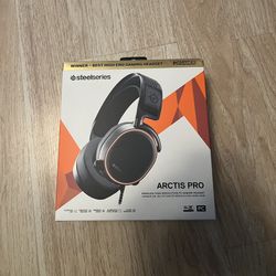 SteelSeries Artics Pro + GameDAC Wired $100