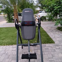 Exercise bench In Exercise machine In Exercise equipment  In Very Good Condition 