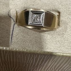 14k diamond Men’s Ring Size 11