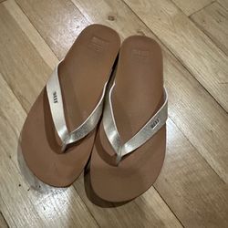 Reef Flip Flop Shoes Woman Size 7 Gold Sandals Used Once