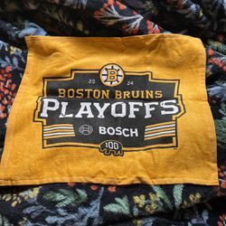 Bruins Play Off Towel, Authentic. 2024.