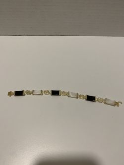 Oynx & Mother Of Pearl Bracelet