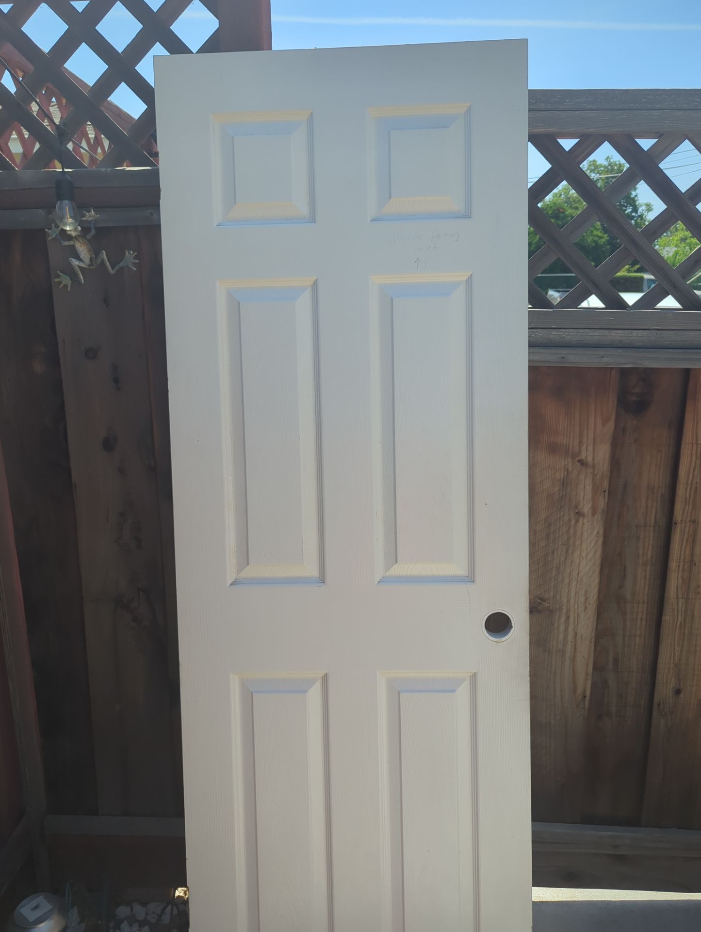 Puerta para cuarto de 28 x 80 buen estado