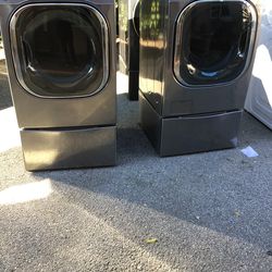 Set washer and dryer gas