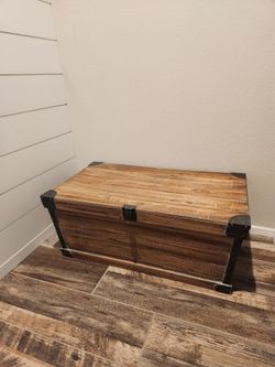 Storage bench