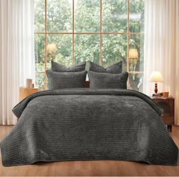 Striped Channel Luxury Velvet Quilt Set Queen Size