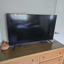 Used LG 50-Inch Class UQ7570 Series 4K Smart TV, AI-Powered 4K, Cloud Gaming (50UQ7570PUJ, 2022), Black
