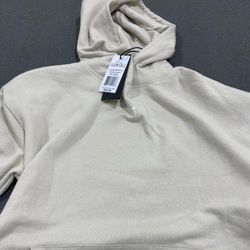 S Essentials sweatshirt