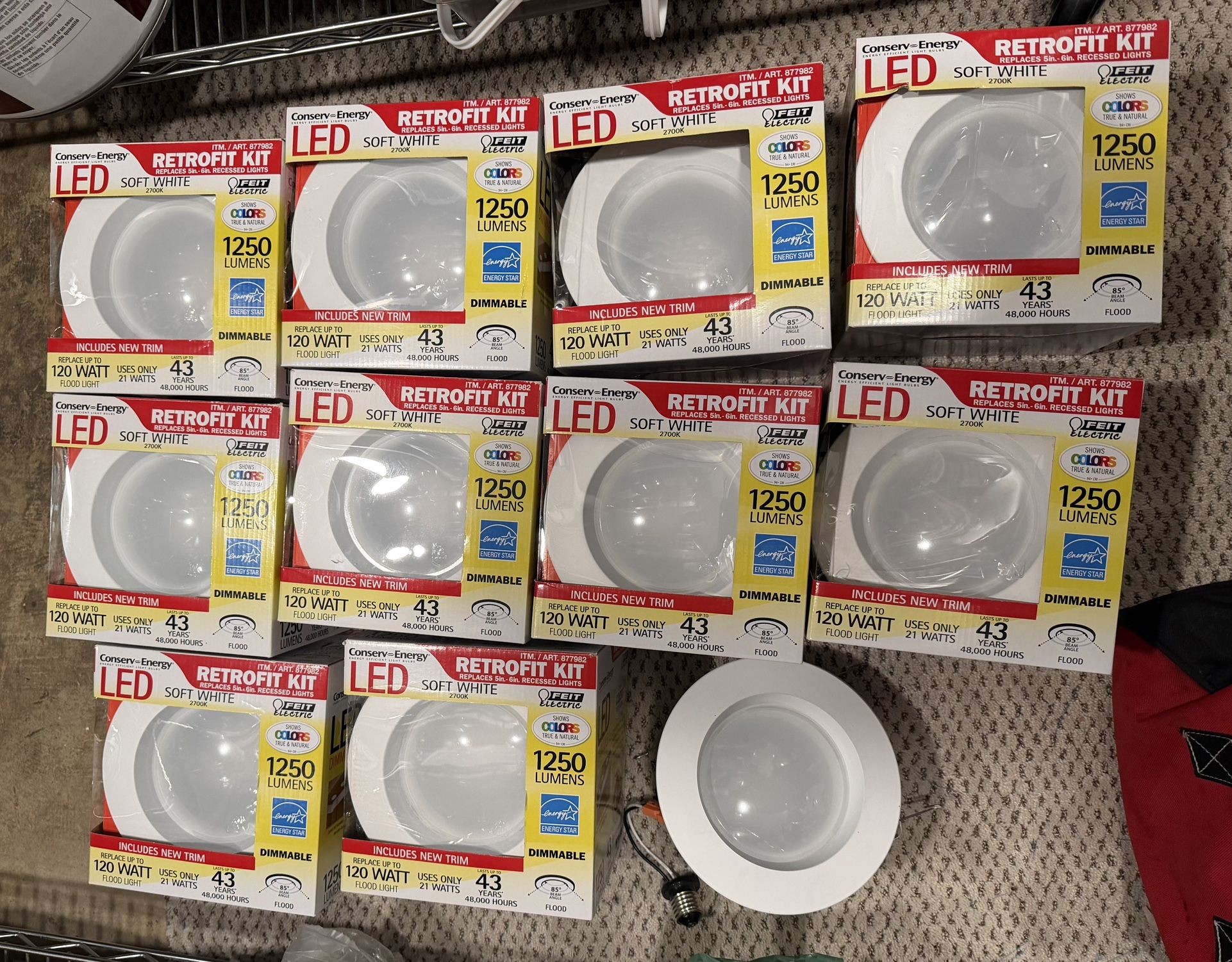 11 Total Recessed Lights