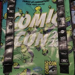 SDCC 2023 Swag Bag Backpack solar opposites  Exclusive Hulu animayhem 