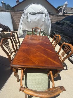 Drexel Heritage table