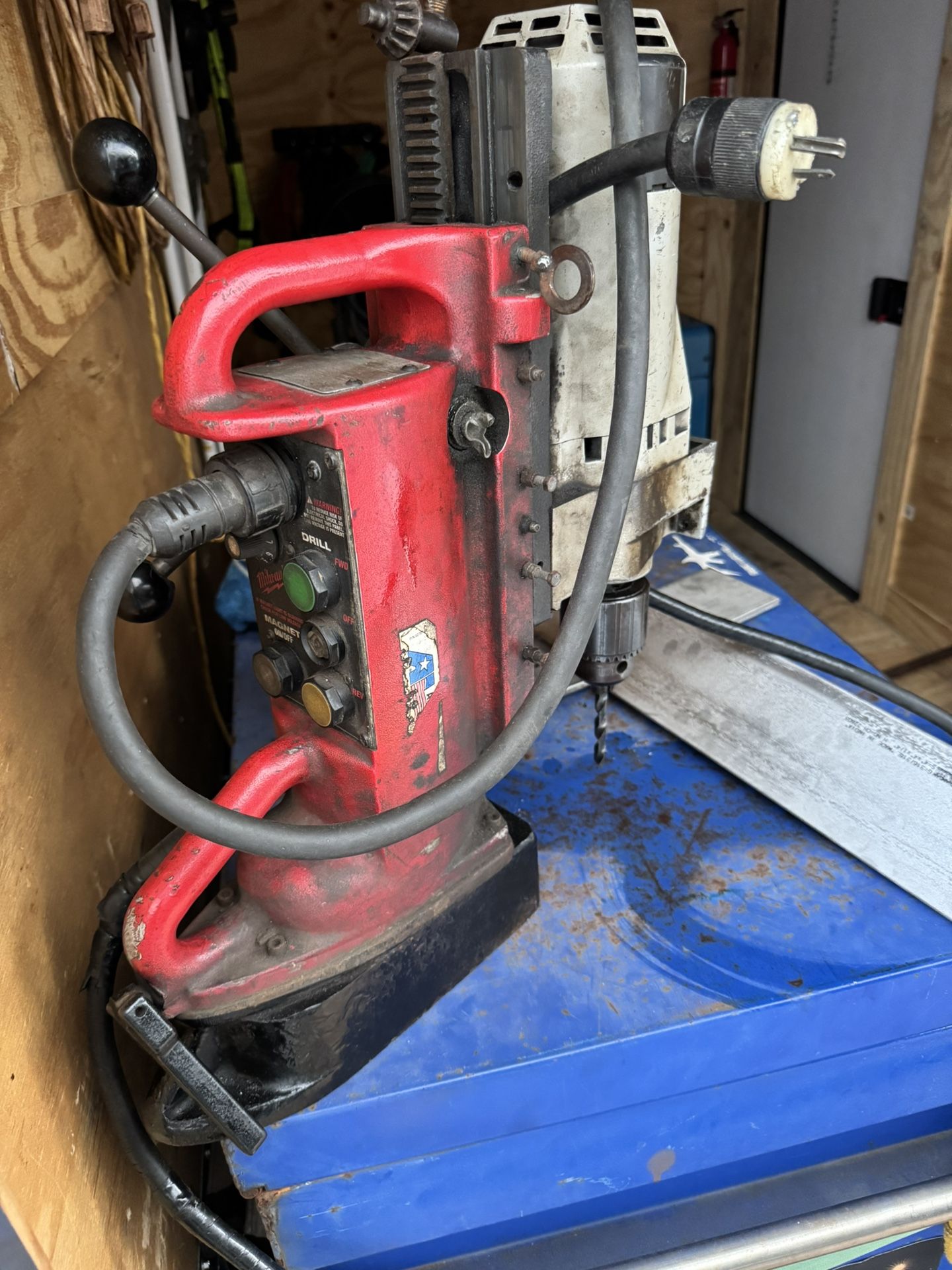 Milwaukee Mag Drill